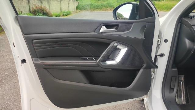 Peugeot 308 image 3