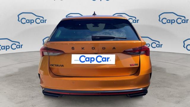 Skoda Octavia image 1