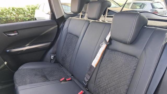 Suzuki Vitara image 4