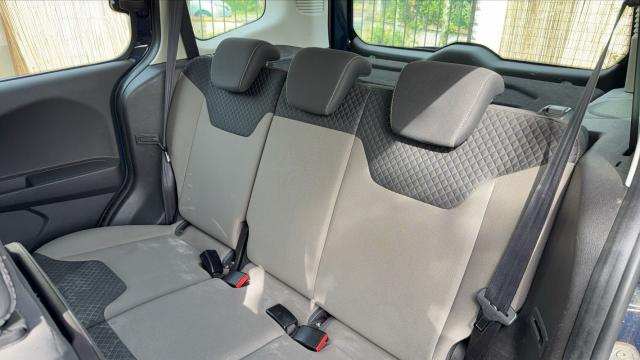 Ford Tourneo image 7