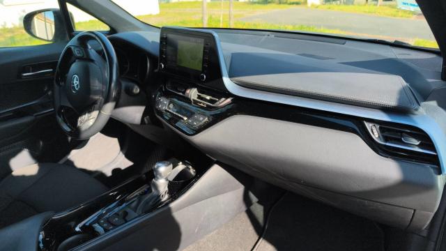 Toyota C-Hr image 4