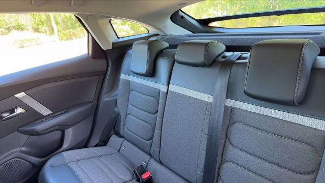 Citroen C4 image 2