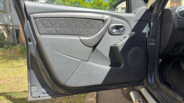 Dacia Duster image 8