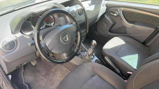 Dacia Duster image 6