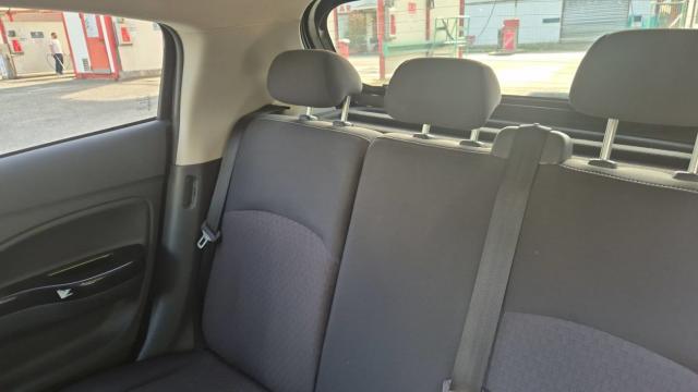 Mitsubishi Space Star image 8