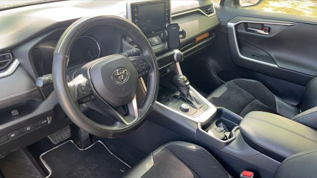 Toyota Rav4 image 1