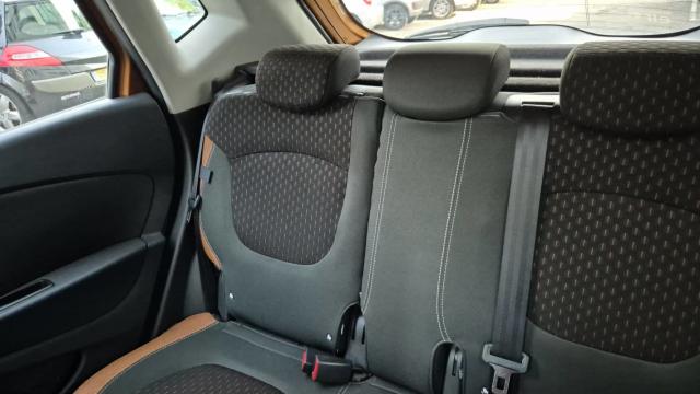 Renault Captur image 8