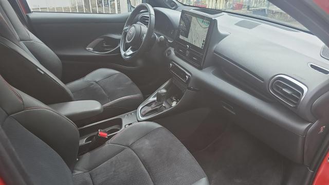 Toyota Yaris image 8