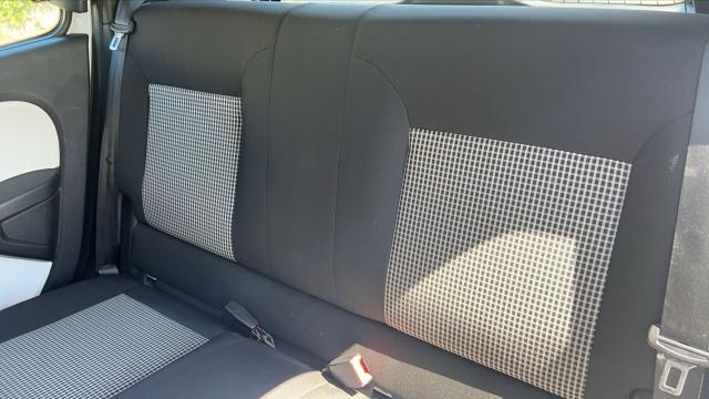 Renault Twingo image 2