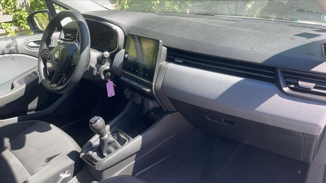Renault Clio image 2