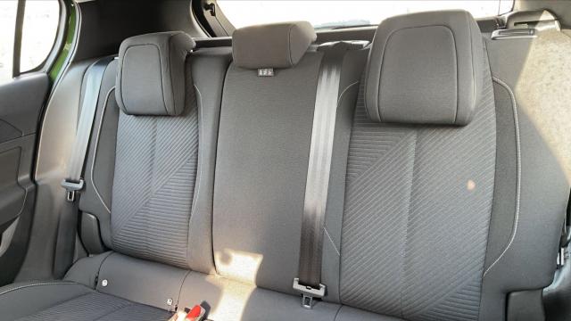 Peugeot 308 image 2