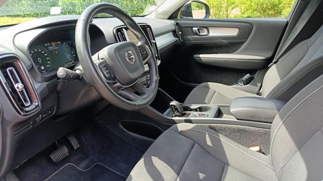 Volvo Xc40 image 2