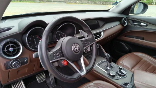 Alfa Romeo Stelvio image 3
