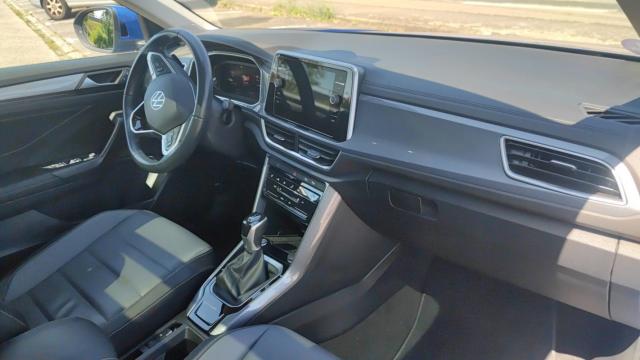Volkswagen T-Roc image 2