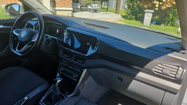 Volkswagen T-Cross image 9