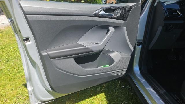 Volkswagen T-Cross image 6