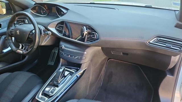 Peugeot 308 image 6