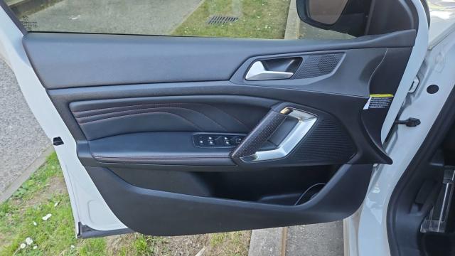 Peugeot 308 image 7