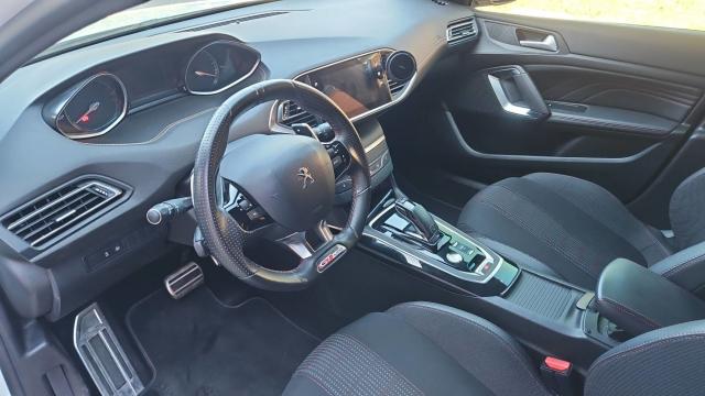 Peugeot 308 image 2