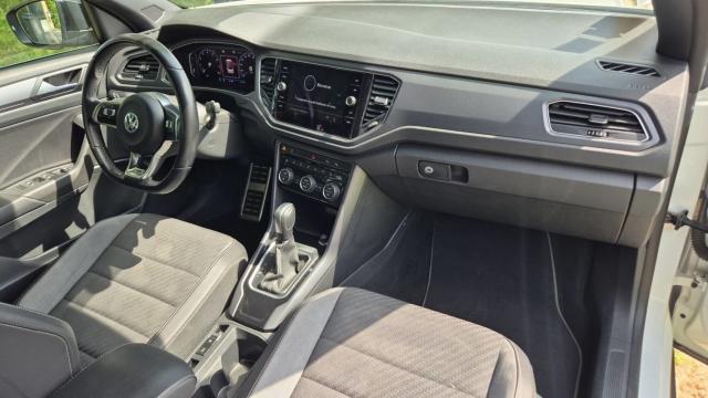 Volkswagen T-Roc image 8
