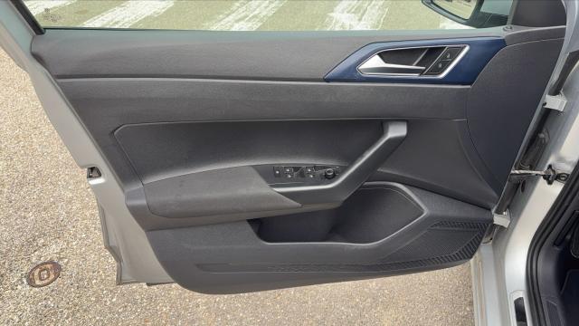 Volkswagen Polo image 4