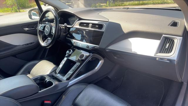 Jaguar I-Pace image 7