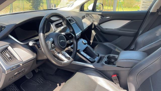 Jaguar I-Pace image 2