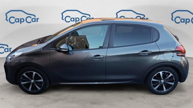 Peugeot 208 image 1
