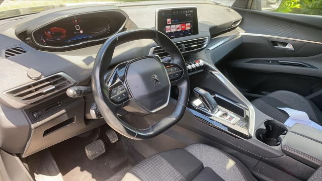 Peugeot 5008 image 8