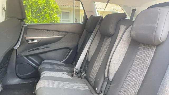 Peugeot 5008 image 6