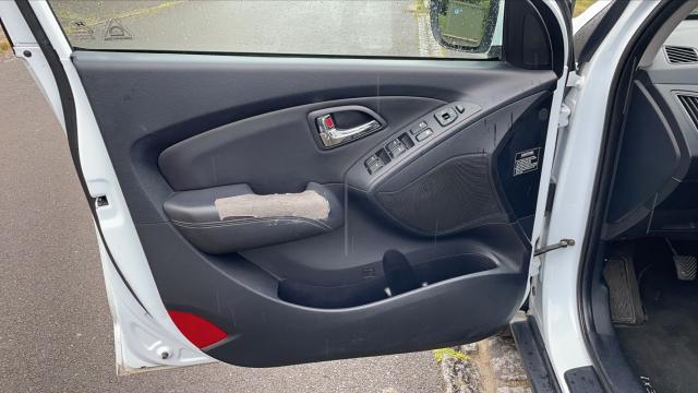 Hyundai Ix35 image 9