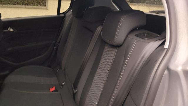 Peugeot 308 image 3