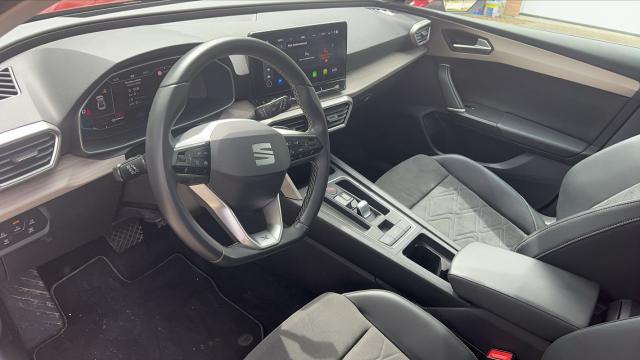 Seat Leon image 3