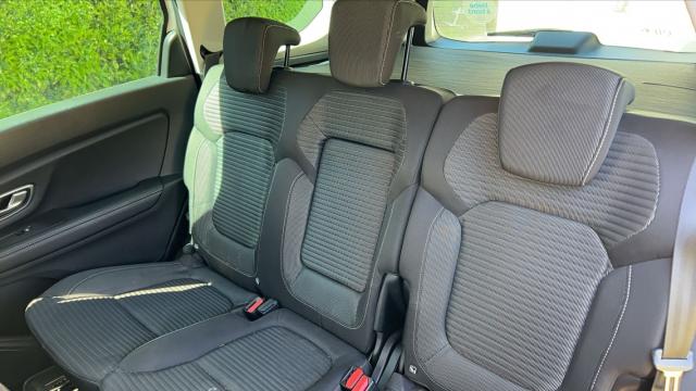 Renault Grand Scénic image 9