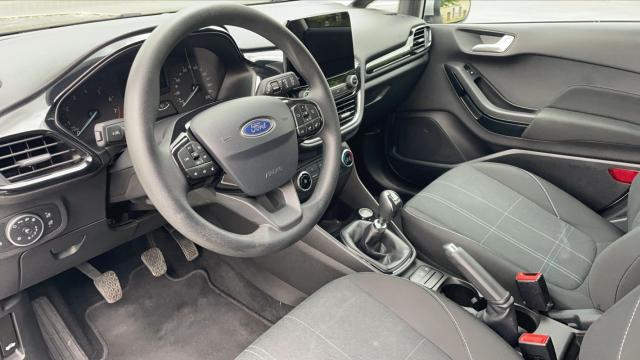 Ford Fiesta image 9