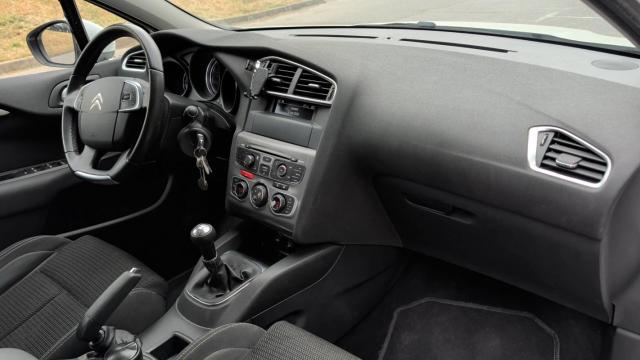 Citroen C4 image 5