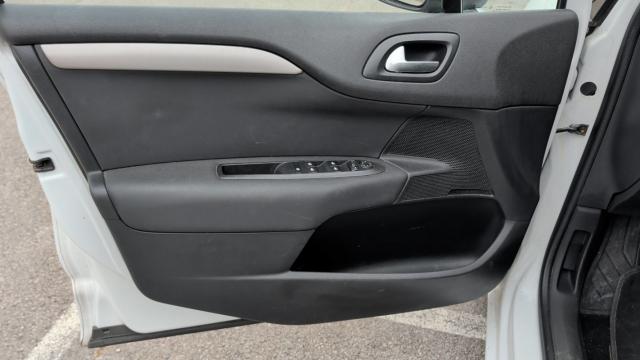 Citroen C4 image 4