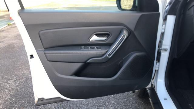 Dacia Duster image 8