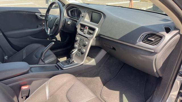 Volvo V40 image 7