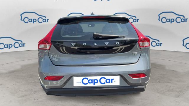 Volvo V40 image 2