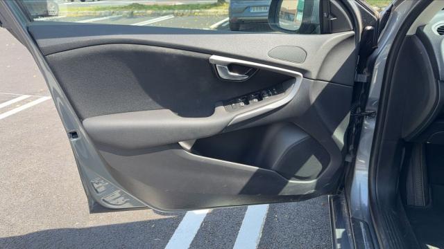 Volvo V40 image 3