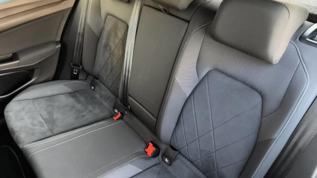 Volkswagen Golf image 3