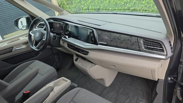 Volkswagen Multivan image 4