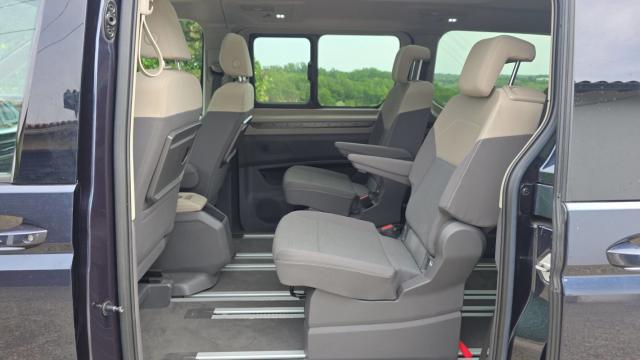 Volkswagen Multivan image 1