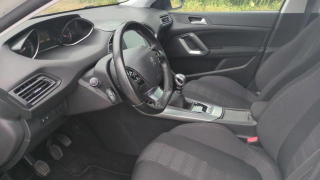 Peugeot 308 image 3