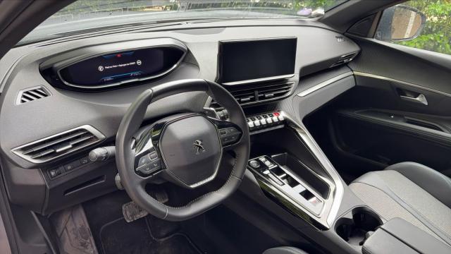 Peugeot 5008 image 6