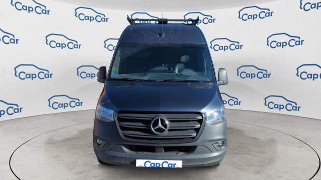 Mercedes Benz Sprinter image 1