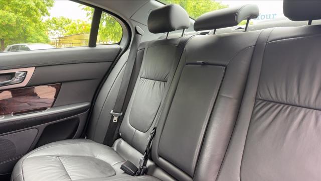 Jaguar Xf image 3
