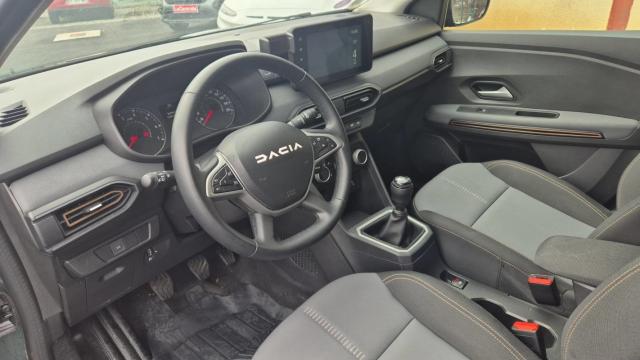 Dacia Jogger image 9