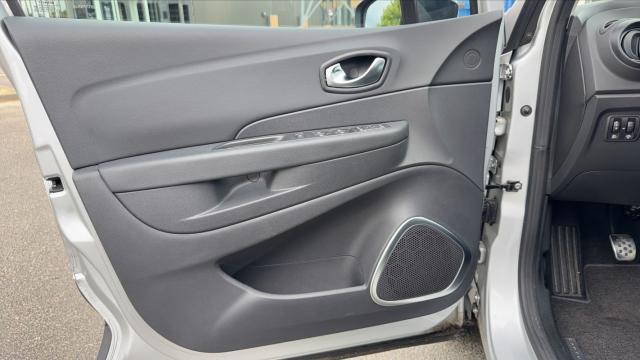 Renault Captur image 9